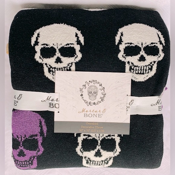 Mortar & Bone Halloween Skulls Throw Blanket - Picture 1 of 6